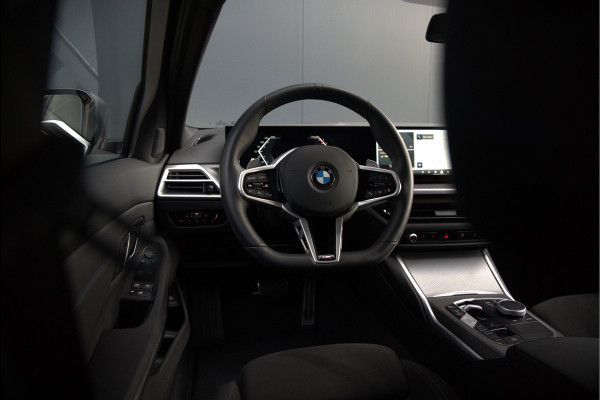 BMW 3 Serie Touring 330i xDrive High Excecutive M Sport | M Performance | Stoelverwarming | Camera | Navigatie | Parkeersensoren | Apple Carplay | Keyless | HIFI | Adaptive Cruise Control | DAB | LED | BTW | Fabrieksgarantie