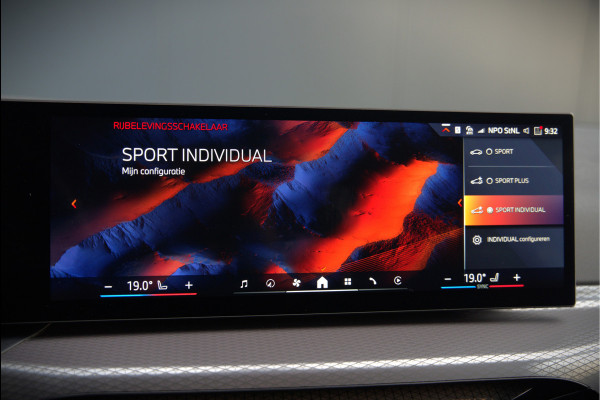 BMW 3 Serie Touring 330i xDrive High Excecutive M Sport | M Performance | Stoelverwarming | Camera | Navigatie | Parkeersensoren | Apple Carplay | Keyless | HIFI | Adaptive Cruise Control | DAB | LED | BTW | Fabrieksgarantie