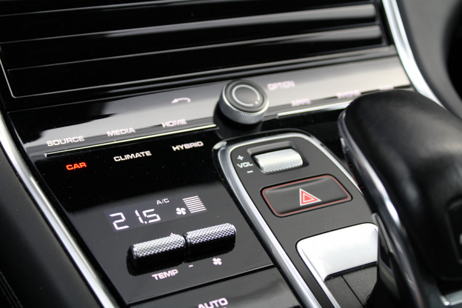Porsche Panamera Sport Turismo 4.0 Turbo S E-Hybrid | NAP | FRONT XPEL | KERAMISCH | PANO | 360 | CARBON | MEMORY | Porsche Panamera Sport Turismo 4.0 Turbo S E-Hybrid | NAP | FRONT XPEL | KERAMISCH | PANO | 360 | CARBON | MEMORY |