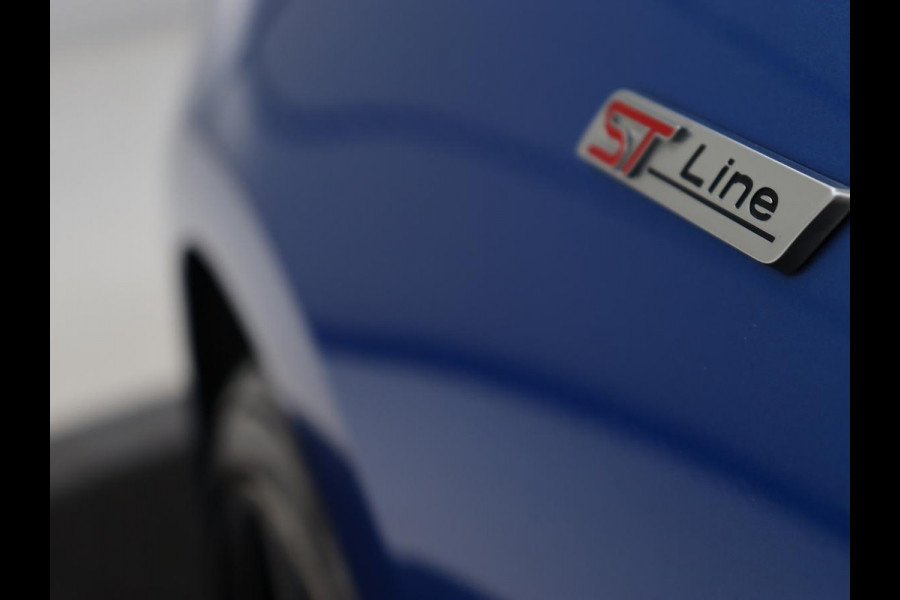 Ford Focus 1.0 EcoBoost Hybrid ST Line | Panoramadak | Adaptive cruise | Camera | B&O Sound | Carplay | Navigatie | Keyless | Full LED