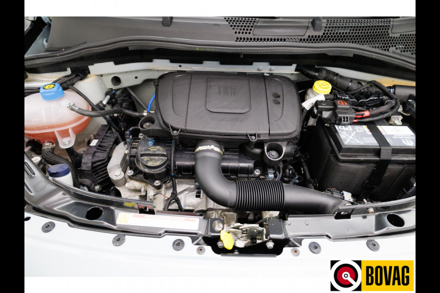 Fiat 500 1.0 Hybrid Dolcevita | Panoramdak | Airco | Cruise | Apple carplay / Android auto | PDC achter