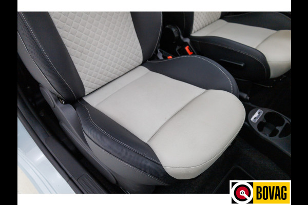 Fiat 500 1.0 Hybrid Dolcevita | Panoramdak | Airco | Cruise | Apple carplay / Android auto | PDC achter