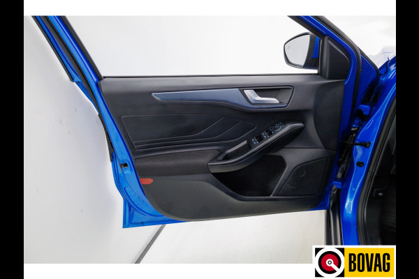 Ford Focus 1.0 EcoBoost 155 PK Hybrid Active Style | Stoel-, stuur-, & voorruitverwarming | Navigatie | Adap. cruise, PDC V+A, Camera, App.connect Ford Focus 1.0 EcoBoost 155 PK Hybrid Active Style | Stoel-, stuur-, & voorruitverwarming | Navigatie | Adap. cruise, PDC V+A, Camera, App.connect