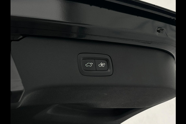 Lynk & Co 01 1.5 4X ZWART OP VOORRAAD NL Auto | PANO | TREKHAAK |