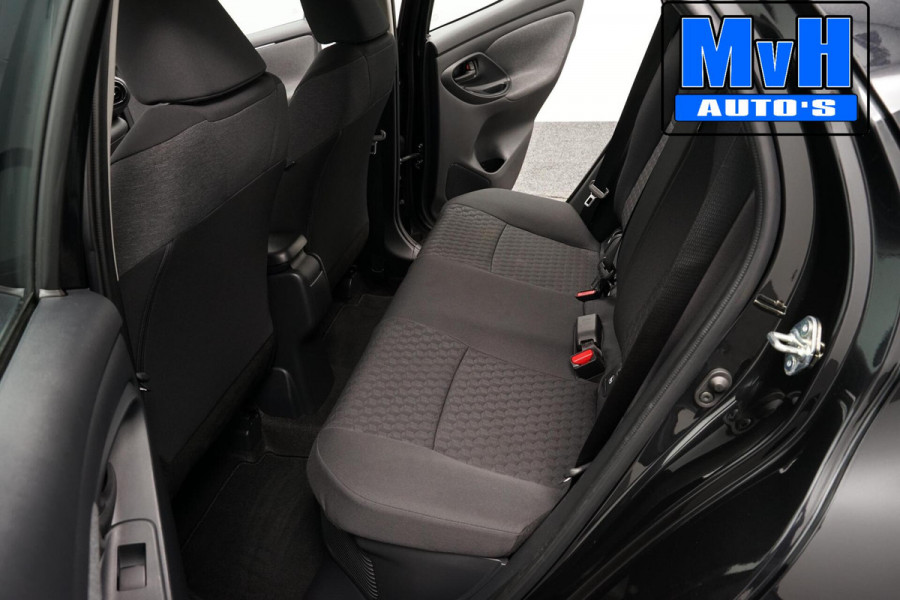 Toyota Yaris 1.5 Hybrid Business Plus|CAMERA|LED|CARPLAY|ACC Toyota Yaris 1.5 Hybrid Business Plus|CAMERA|LED|CARPLAY|ACC