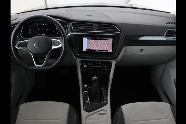 Volkswagen Tiguan 1.4 TSI eHybrid Style | Trekhaak | Stoelverwarming | 360 Camera | Adaptive cruise | Carplay | Park Assist | Achterbankverwarming | Virtual Cockpit | PHEV | Plug In Volkswagen Tiguan 1.4 TSI eHybrid Style | Trekhaak | Stoelverwarming | 360 Camera | Adaptive cruise | Carplay | Park Assist | Achterbankverwarming | Virtual Cockpit | PHEV | Plug In