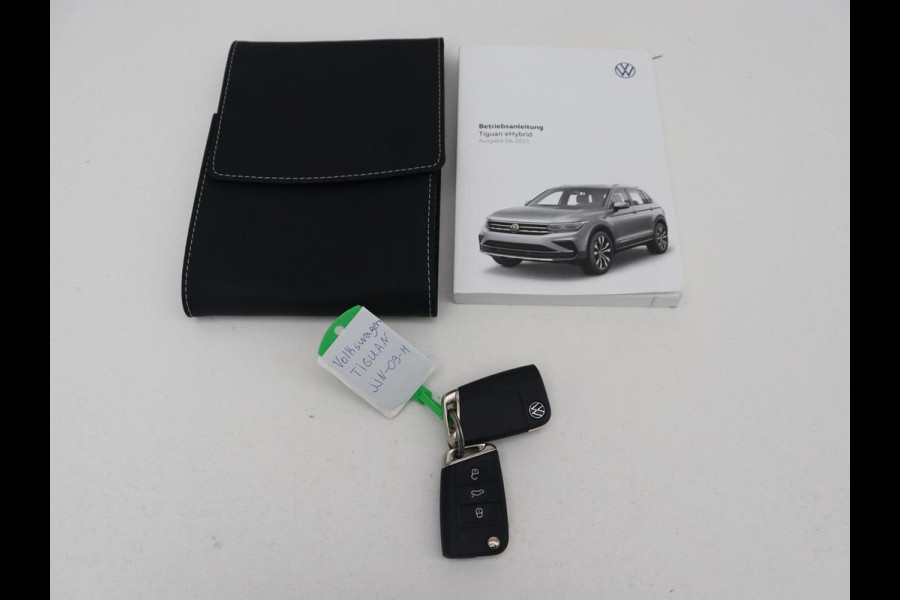 Volkswagen Tiguan 1.4 TSI eHybrid Style | Trekhaak | Stoelverwarming | 360 Camera | Adaptive cruise | Carplay | Park Assist | Achterbankverwarming | Virtual Cockpit | PHEV | Plug In Volkswagen Tiguan 1.4 TSI eHybrid Style | Trekhaak | Stoelverwarming | 360 Camera | Adaptive cruise | Carplay | Park Assist | Achterbankverwarming | Virtual Cockpit | PHEV | Plug In