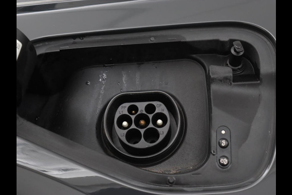 Volkswagen Tiguan 1.4 TSI eHybrid Style | Trekhaak | Stoelverwarming | 360 Camera | Adaptive cruise | Carplay | Park Assist | Achterbankverwarming | Virtual Cockpit | PHEV | Plug In Volkswagen Tiguan 1.4 TSI eHybrid Style | Trekhaak | Stoelverwarming | 360 Camera | Adaptive cruise | Carplay | Park Assist | Achterbankverwarming | Virtual Cockpit | PHEV | Plug In