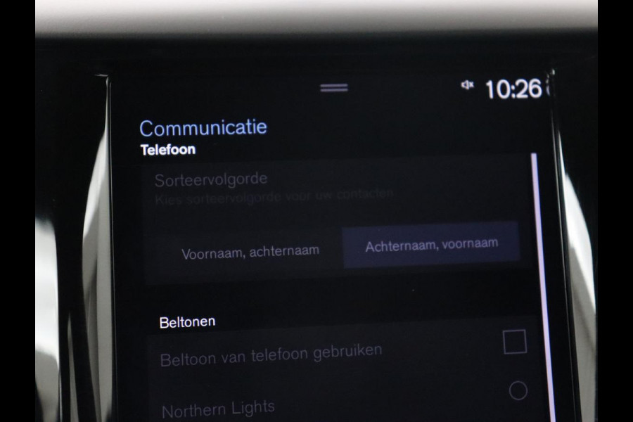 Volvo XC60 2.0 Recharge T8 AWD R-Design | Panoramadak | Trekhaak | Adaptive cruise | Stoelverwarming | Carplay | Harman/Kardon | Navigatie | Memory | Sportstoelen | Achterbankverwarming | PHEV | Plug In