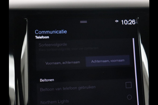 Volvo XC60 2.0 Recharge T8 AWD R-Design | Panoramadak | Trekhaak | Adaptive cruise | Stoelverwarming | Carplay | Harman/Kardon | Navigatie | Memory | Sportstoelen | Achterbankverwarming | PHEV | Plug In