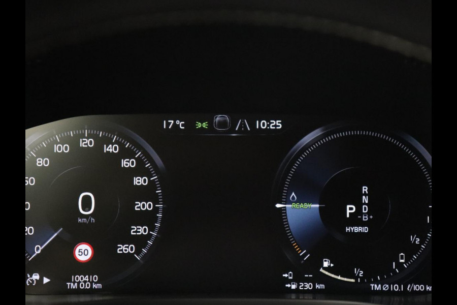 Volvo XC60 2.0 Recharge T8 AWD R-Design | Panoramadak | Trekhaak | Adaptive cruise | Stoelverwarming | Carplay | Harman/Kardon | Navigatie | Memory | Sportstoelen | Achterbankverwarming | PHEV | Plug In