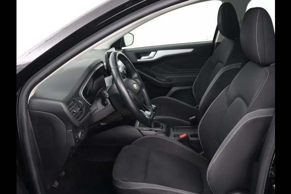 Ford Focus 1.0 EcoBoost Trend Edition | Trekhaak | Carplay | Navigatie | Parkeerhulp | Cruise control | Airco | Bluetooth Ford Focus 1.0 EcoBoost Trend Edition | Trekhaak | Carplay | Navigatie | Parkeerhulp | Cruise control | Airco | Bluetooth