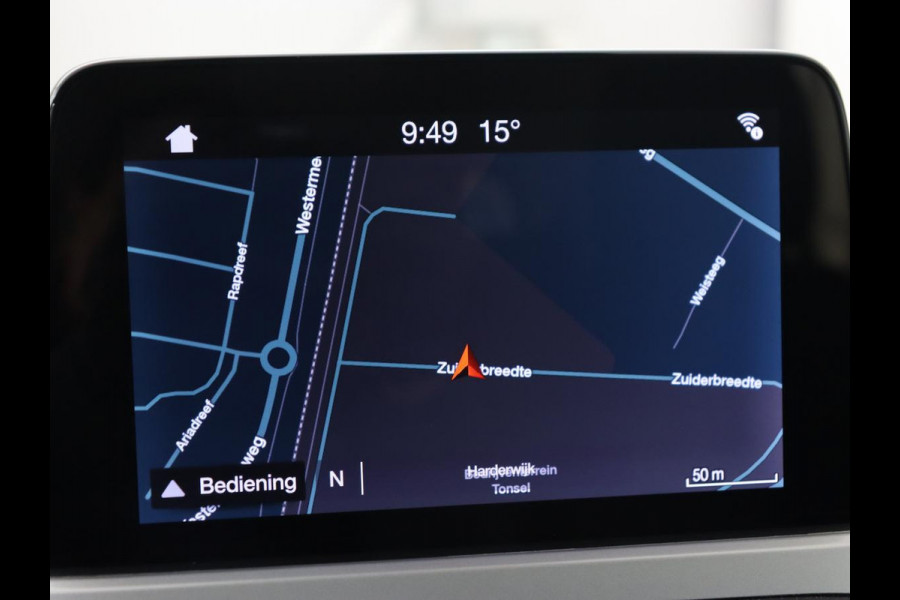 Ford Focus 1.0 EcoBoost Trend Edition | Trekhaak | Carplay | Navigatie | Parkeerhulp | Cruise control | Airco | Bluetooth Ford Focus 1.0 EcoBoost Trend Edition | Trekhaak | Carplay | Navigatie | Parkeerhulp | Cruise control | Airco | Bluetooth