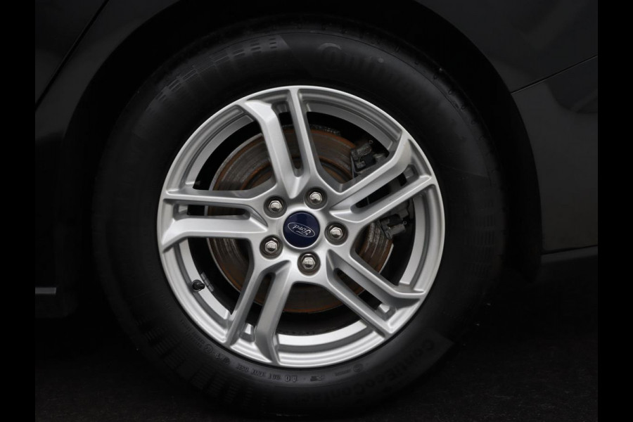 Ford Focus 1.0 EcoBoost Trend Edition | Trekhaak | Carplay | Navigatie | Parkeerhulp | Cruise control | Airco | Bluetooth Ford Focus 1.0 EcoBoost Trend Edition | Trekhaak | Carplay | Navigatie | Parkeerhulp | Cruise control | Airco | Bluetooth