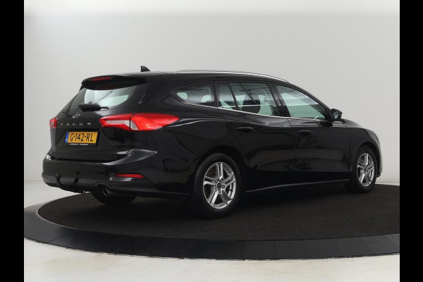 Ford Focus 1.0 EcoBoost Trend Edition | Trekhaak | Carplay | Navigatie | Parkeerhulp | Cruise control | Airco | Bluetooth Ford Focus 1.0 EcoBoost Trend Edition | Trekhaak | Carplay | Navigatie | Parkeerhulp | Cruise control | Airco | Bluetooth