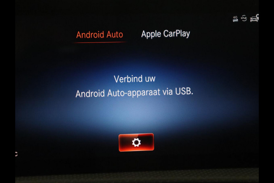 Mercedes-Benz A-Klasse 250e AMG | Panoramadak | 360 Camera | Burmester | Stoelverwarming | Adaptive cruise | Carplay | Sfeerverlichting | 19'' | Navigatie | Widescreen | Leder/Alcantara | PHEV | Plug In