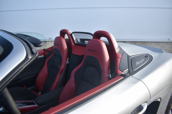 Porsche 718 Spyder 4.0 3.365 KM! FULL LED! PARKEERPAKKET!