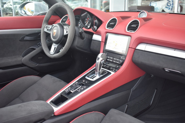 Porsche 718 Spyder 4.0 3.365 KM! FULL LED! PARKEERPAKKET!