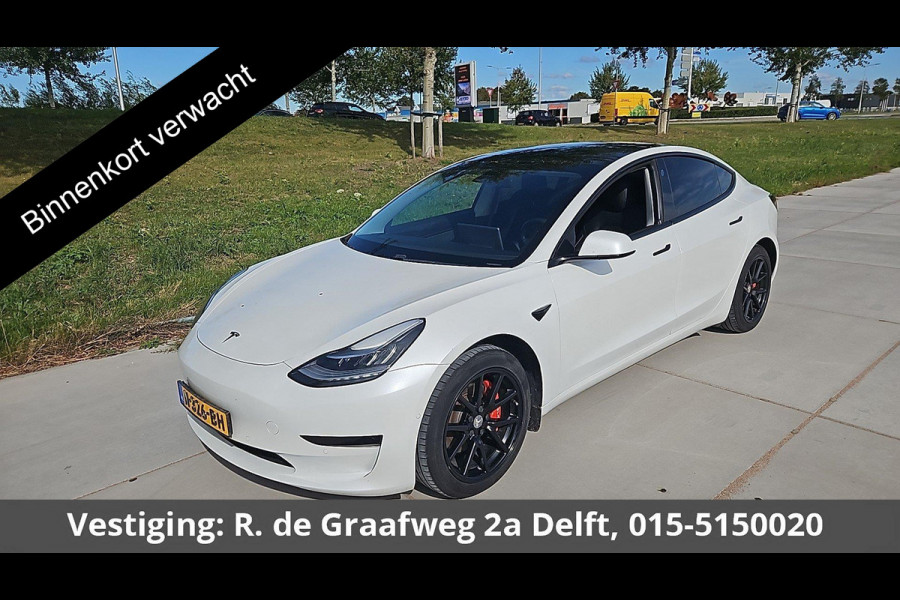 Tesla Model 3 Long Range AWD 75 kWh (351 PK) 500 km actieradius | ACCU 90% | Navigatie | Panoramadak | Stoelverwarming | Leder | Tesla Model 3 Long Range AWD 75 kWh (351 PK) 500 km actieradius | ACCU 90% | Navigatie | Panoramadak | Stoelverwarming | Leder |