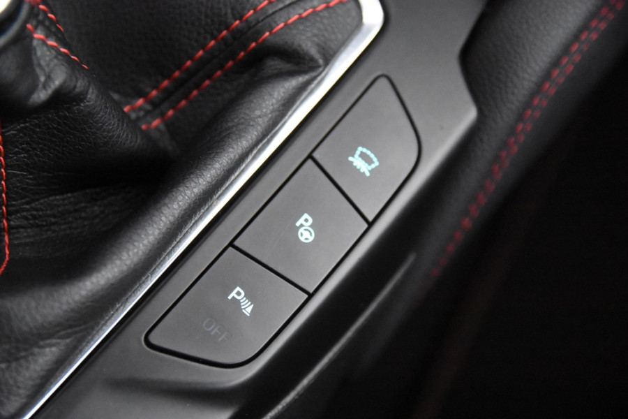 Ford FOCUS Wagon Hybrid ST Line X *1ste Eigenaar*Leer*Navigatie*Trekhaak* Ford FOCUS Wagon Hybrid ST Line X *1ste Eigenaar*Leer*Navigatie*Trekhaak*