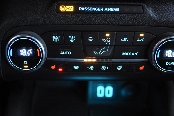 Ford FOCUS Wagon Hybrid ST Line X *1ste Eigenaar*Leer*Navigatie*Trekhaak* Ford FOCUS Wagon Hybrid ST Line X *1ste Eigenaar*Leer*Navigatie*Trekhaak*