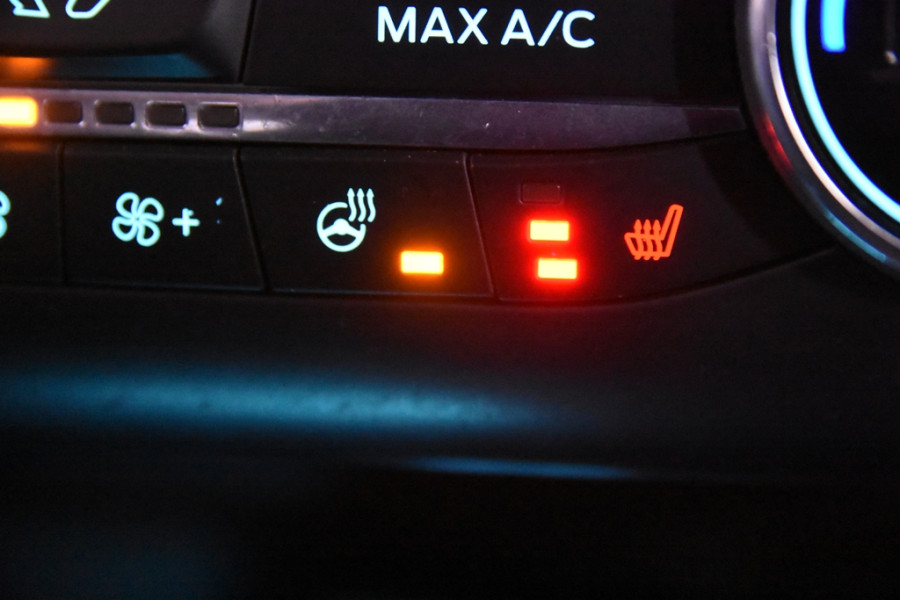 Ford FOCUS Wagon Hybrid ST Line X *1ste Eigenaar*Leer*Navigatie*Trekhaak* Ford FOCUS Wagon Hybrid ST Line X *1ste Eigenaar*Leer*Navigatie*Trekhaak*