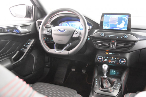 Ford FOCUS Wagon Hybrid ST Line X *1ste Eigenaar*Leer*Navigatie*Trekhaak* Ford FOCUS Wagon Hybrid ST Line X *1ste Eigenaar*Leer*Navigatie*Trekhaak*