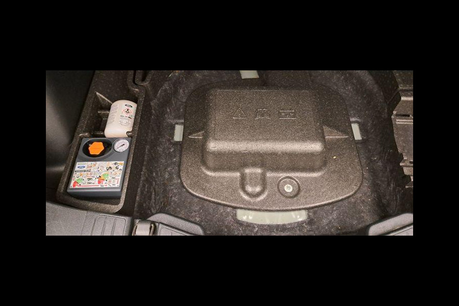Ford Kuga 2.5 PHEV Titanium 243pk | Driver Assistance Pack | SYNC 4 Navigatie | 2.100kg Trekgewicht