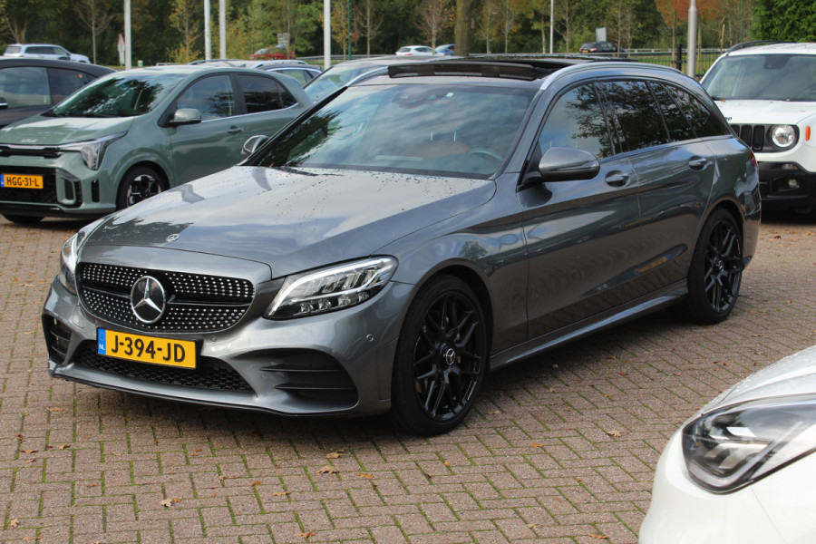 Mercedes-Benz C-Klasse Estate 180 Business Solution AMG / Panoramadak / Camera / Leder / Navigatie / 18'' / DAB / Stoelverwarming / Cruise Control