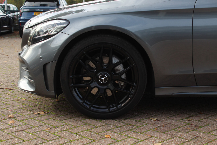 Mercedes-Benz C-Klasse Estate 180 Business Solution AMG / Panoramadak / Camera / Leder / Navigatie / 18'' / DAB / Stoelverwarming / Cruise Control