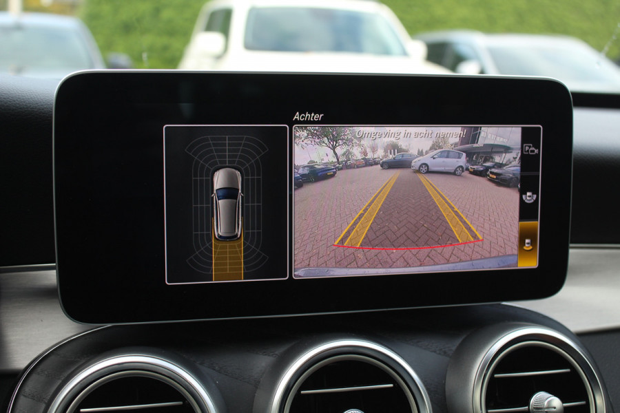 Mercedes-Benz C-Klasse Estate 180 Business Solution AMG / Panoramadak / Camera / Leder / Navigatie / 18'' / DAB / Stoelverwarming / Cruise Control