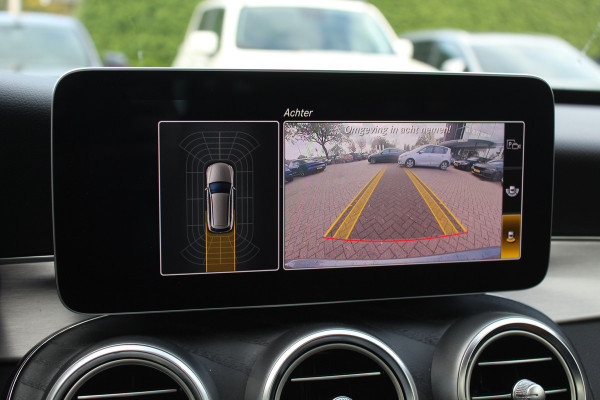 Mercedes-Benz C-Klasse Estate 180 Business Solution AMG / Panoramadak / Camera / Leder / Navigatie / 18'' / DAB / Stoelverwarming / Cruise Control