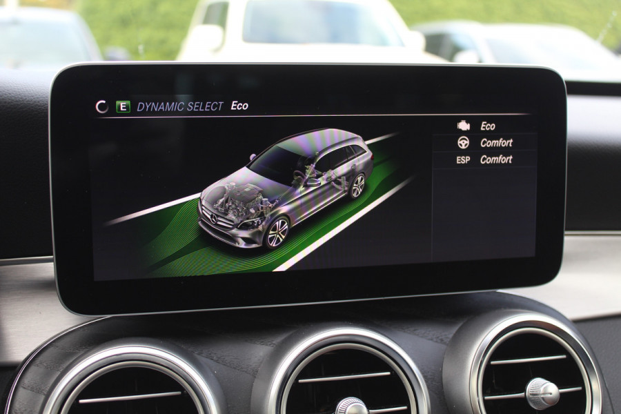 Mercedes-Benz C-Klasse Estate 180 Business Solution AMG / Panoramadak / Camera / Leder / Navigatie / 18'' / DAB / Stoelverwarming / Cruise Control