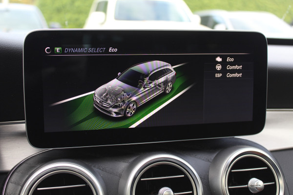 Mercedes-Benz C-Klasse Estate 180 Business Solution AMG / Panoramadak / Camera / Leder / Navigatie / 18'' / DAB / Stoelverwarming / Cruise Control