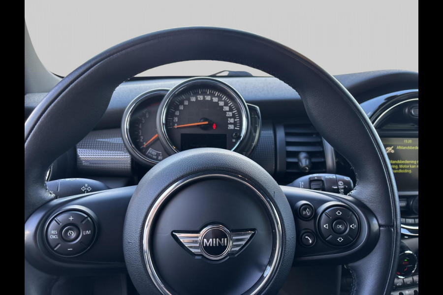 MINI Mini 1.5 Cooper Pepper Serious Business