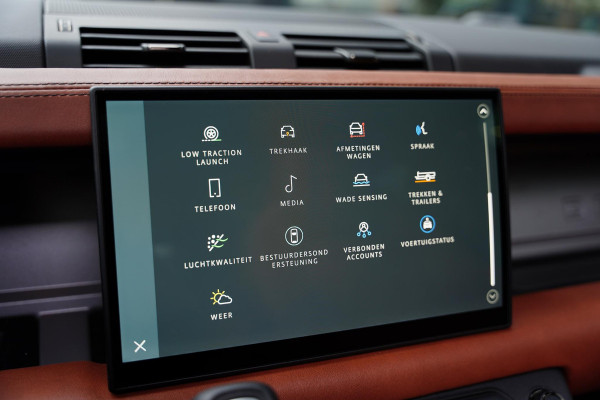 Land Rover Defender 110 P 635 V 8 Octa One of One Lamborghini Leather Land Rover Defender 110 P 635 V 8 Octa One of One Lamborghini Leather