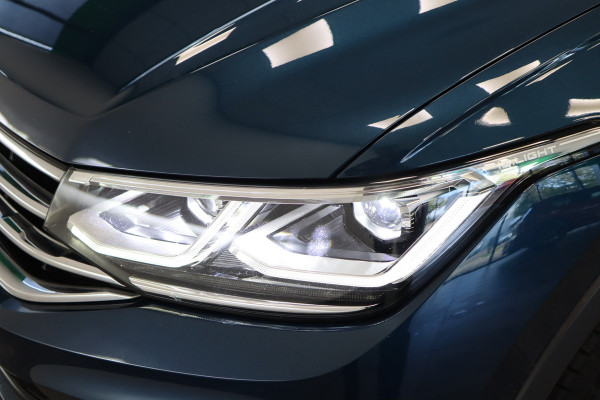 Volkswagen Tiguan 1.5 TSI R-Line Business+ Pano IQ-Light Park Assist Trekhaak
