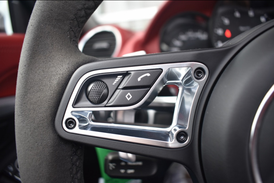 Porsche 718 Spyder 4.0 3.365 KM! FULL LED! PARKEERPAKKET!