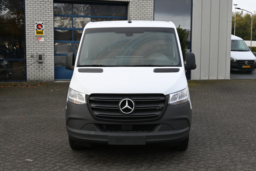 Mercedes-Benz Sprinter 315 CDI L1H1 RWD 10.25 inch MBUX met navigatie en camera, Trekhaak Mercedes-Benz Sprinter 315 CDI L1H1 RWD 10.25 inch MBUX met navigatie en camera, Trekhaak