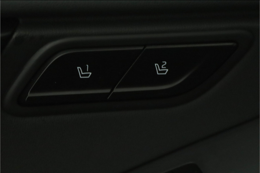 Kia Niro 1.6 GDi Hybrid ExecutiveLine Apple Carplay/Android Auto - Cruise Control - Dodehoekdetectie - Navigatie - Schuif/Kanteldak - Stuur/Stoelverwarming - Fabrieksgarantie tot 06-2031 Kia Niro 1.6 GDi Hybrid ExecutiveLine Apple Carplay/Android Auto - Cruise Control - Dodehoekdetectie - Navigatie - Schuif/Kanteldak - Stuur/Stoelverwarming - Fabrieksgarantie tot 06-2031