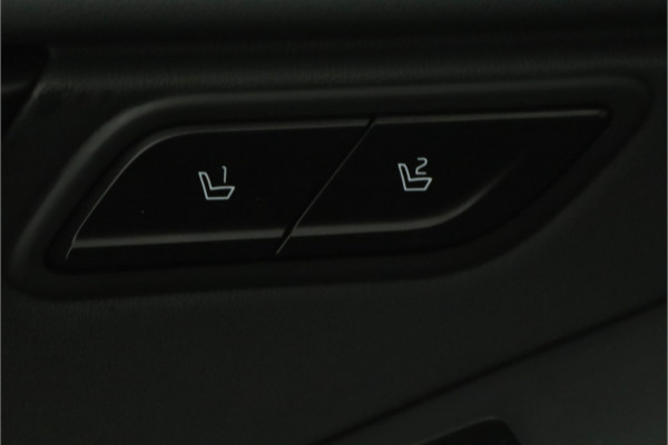 Kia Niro 1.6 GDi Hybrid ExecutiveLine Apple Carplay/Android Auto - Cruise Control - Dodehoekdetectie - Navigatie - Schuif/Kanteldak - Stuur/Stoelverwarming - Fabrieksgarantie tot 06-2031 Kia Niro 1.6 GDi Hybrid ExecutiveLine Apple Carplay/Android Auto - Cruise Control - Dodehoekdetectie - Navigatie - Schuif/Kanteldak - Stuur/Stoelverwarming - Fabrieksgarantie tot 06-2031