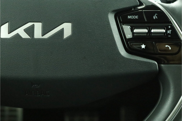 Kia Niro 1.6 GDi Hybrid ExecutiveLine Apple Carplay/Android Auto - Cruise Control - Dodehoekdetectie - Navigatie - Schuif/Kanteldak - Stuur/Stoelverwarming - Fabrieksgarantie tot 06-2031 Kia Niro 1.6 GDi Hybrid ExecutiveLine Apple Carplay/Android Auto - Cruise Control - Dodehoekdetectie - Navigatie - Schuif/Kanteldak - Stuur/Stoelverwarming - Fabrieksgarantie tot 06-2031