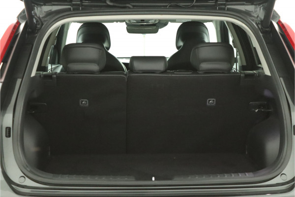 Kia Niro 1.6 GDi Hybrid ExecutiveLine Apple Carplay/Android Auto - Cruise Control - Dodehoekdetectie - Navigatie - Schuif/Kanteldak - Stuur/Stoelverwarming - Fabrieksgarantie tot 06-2031 Kia Niro 1.6 GDi Hybrid ExecutiveLine Apple Carplay/Android Auto - Cruise Control - Dodehoekdetectie - Navigatie - Schuif/Kanteldak - Stuur/Stoelverwarming - Fabrieksgarantie tot 06-2031