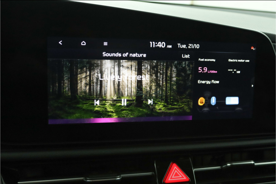 Kia Niro 1.6 GDi Hybrid ExecutiveLine Apple Carplay/Android Auto - Cruise Control - Dodehoekdetectie - Navigatie - Schuif/Kanteldak - Stuur/Stoelverwarming - Fabrieksgarantie tot 06-2031 Kia Niro 1.6 GDi Hybrid ExecutiveLine Apple Carplay/Android Auto - Cruise Control - Dodehoekdetectie - Navigatie - Schuif/Kanteldak - Stuur/Stoelverwarming - Fabrieksgarantie tot 06-2031