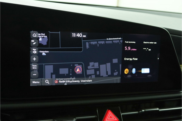 Kia Niro 1.6 GDi Hybrid ExecutiveLine Apple Carplay/Android Auto - Cruise Control - Dodehoekdetectie - Navigatie - Schuif/Kanteldak - Stuur/Stoelverwarming - Fabrieksgarantie tot 06-2031 Kia Niro 1.6 GDi Hybrid ExecutiveLine Apple Carplay/Android Auto - Cruise Control - Dodehoekdetectie - Navigatie - Schuif/Kanteldak - Stuur/Stoelverwarming - Fabrieksgarantie tot 06-2031