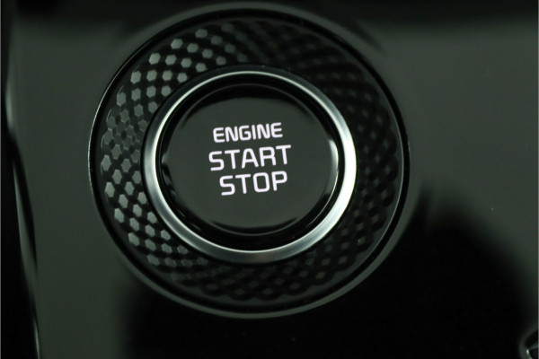 Kia Niro 1.6 GDi Hybrid ExecutiveLine Apple Carplay/Android Auto - Cruise Control - Dodehoekdetectie - Navigatie - Schuif/Kanteldak - Stuur/Stoelverwarming - Fabrieksgarantie tot 06-2031 Kia Niro 1.6 GDi Hybrid ExecutiveLine Apple Carplay/Android Auto - Cruise Control - Dodehoekdetectie - Navigatie - Schuif/Kanteldak - Stuur/Stoelverwarming - Fabrieksgarantie tot 06-2031