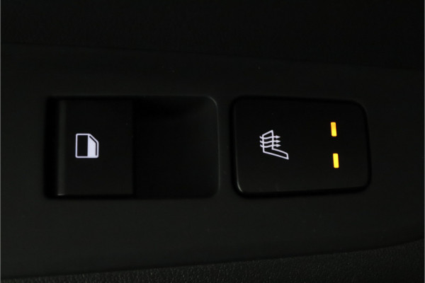 Kia Niro 1.6 GDi Hybrid ExecutiveLine Apple Carplay/Android Auto - Cruise Control - Dodehoekdetectie - Navigatie - Schuif/Kanteldak - Stuur/Stoelverwarming - Fabrieksgarantie tot 06-2031 Kia Niro 1.6 GDi Hybrid ExecutiveLine Apple Carplay/Android Auto - Cruise Control - Dodehoekdetectie - Navigatie - Schuif/Kanteldak - Stuur/Stoelverwarming - Fabrieksgarantie tot 06-2031