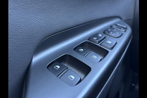 Hyundai Kona EV Premium 64 kWh