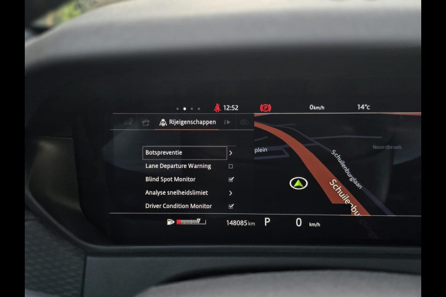 Land Rover Range Rover Velar 3.0 V6 AWD HSE|PANO|STUURVERW!|BLINDSPOT! Land Rover Range Rover Velar 3.0 V6 AWD HSE|PANO|STUURVERW!|BLINDSPOT!