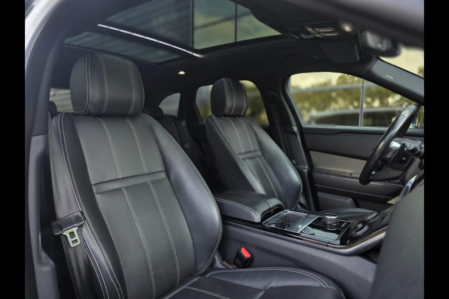 Land Rover Range Rover Velar 3.0 V6 AWD HSE|PANO|STUURVERW!|BLINDSPOT! Land Rover Range Rover Velar 3.0 V6 AWD HSE|PANO|STUURVERW!|BLINDSPOT!